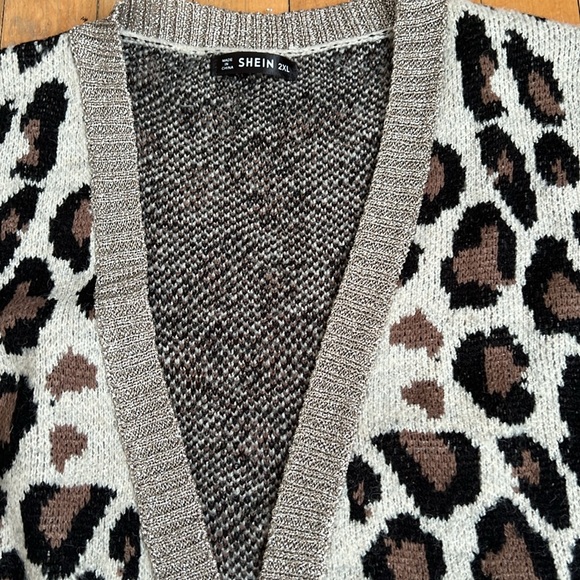 Cheetah print cardigan - Picture 2 of 2